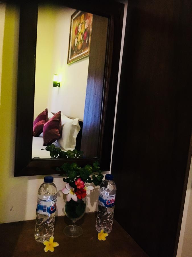 Yudhist Guest House レンボンガン島 エクステリア 写真